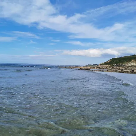 La Petite Hermine Holiday home Plounerin